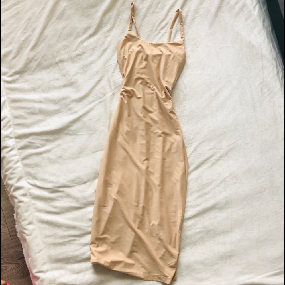 2 soft dresses $28 or Each for $18 - Picture 5 of 8